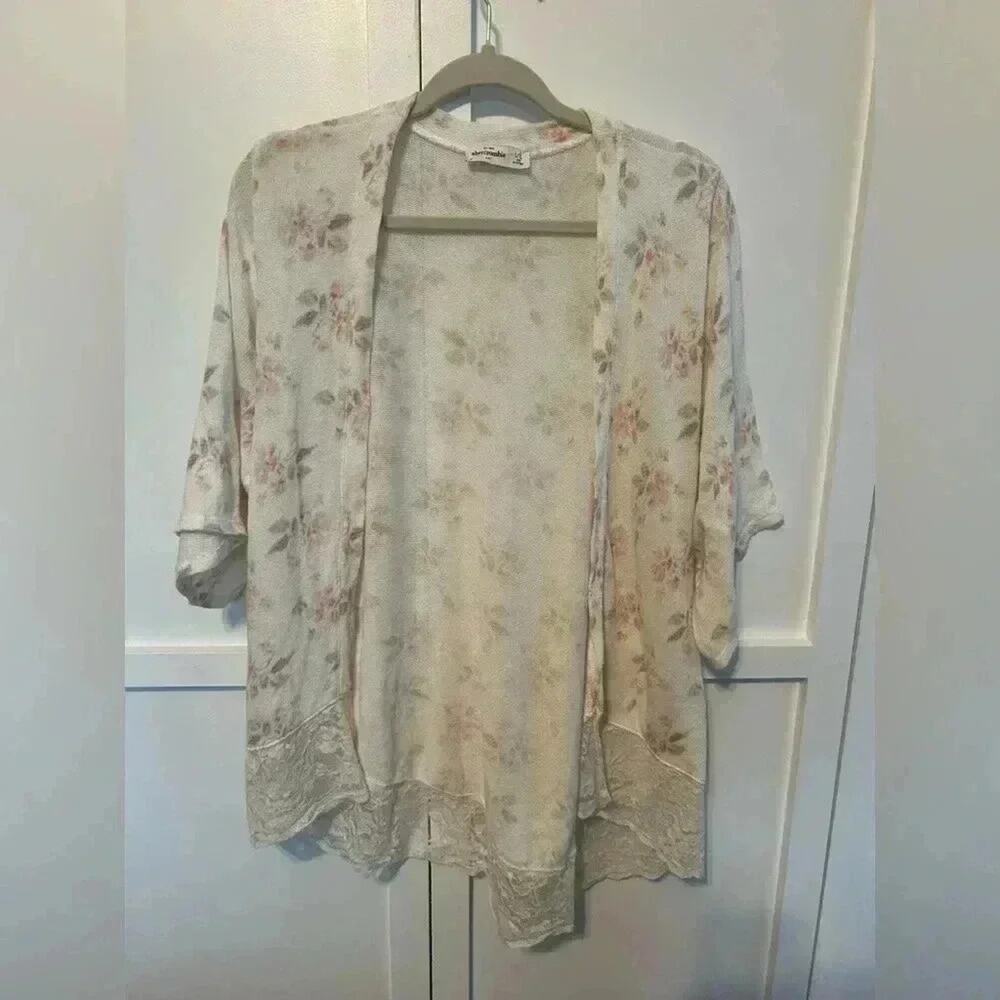 Abercrombie Floral Cardigan